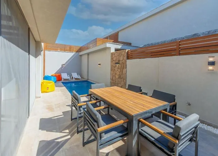 Modern & Comfy 2br In Bali, El Gouna I Private Patio And Heated Pool Appartement